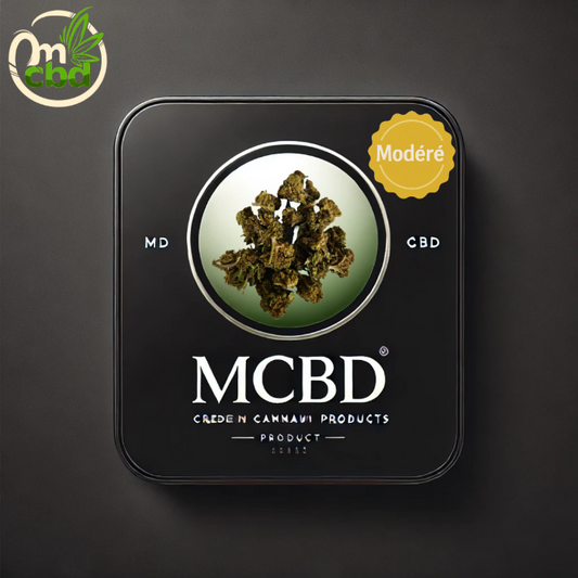 La fleur de CBD Lemon Small Bud est une variété à dominance sativa, réputée pour son arôme vif de citron frais et ses effets énergisants. Cultivée en intérieur, elle présente de petites têtes compactes et résineuses, offrant une expérience gustative intense aux notes d'agrumes et de pin.