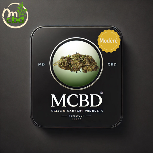 L'Orange Bud est une fleur de CBD de qualité supérieure, offrant des effets relaxants sans les effets psychoactifs du THC (inférieur à 0,3%). Avec des fleurs denses et résineuses, elle séduit visuellement par ses trichomes scintillants et ses pistils orange. Son parfum sucré d'agrumes, dominé par l'orange et la mandarine, est complété de touches de skunk.