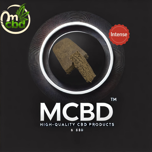 La Résine CBD Royal Cream est une résine d'exception, pensée pour ceux qui ont déjà exploré l'univers du CBD et souhaitent franchir un cap. Onctueuse, généreuse en arômes et d'une régularité remarquable, elle incarne ce que MCBD fait de mieux : une sélection rigoureuse au service d'une expérience sensorielle aboutie.