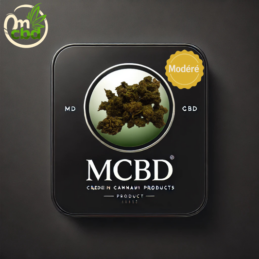 La fleur CBD WHITE WIDOW Small Bud séduit par ses arômes puissants et équilibrés, mêlant des notes boisées, légèrement épicées et terreuses. Issue de la célèbre génétique White Widow, cette version small bud offre un excellent rapport qualité/prix tout en conservant une belle richesse aromatique.