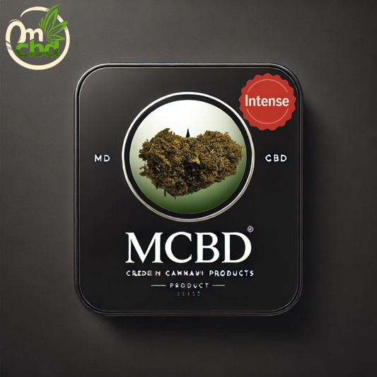 La Critical CBD est une fleur reconnue pour son goût puissant aux notes terreuses et légèrement citronnées. Sa richesse en cannabinoïdes lui confère des effets intenses, réservés aux amateurs avertis en quête d’une expérience marquée. 
