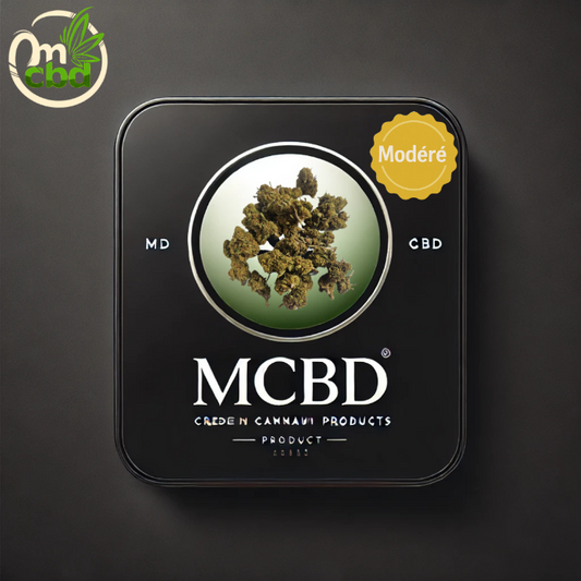 La légendaire OG Kush revient ici en version Small Bud, avec ses petites têtes compactes mais tout aussi savoureuses. Son parfum unique mêle des notes terreuses, boisées et légèrement citronnées qui en font une variété incontournable.