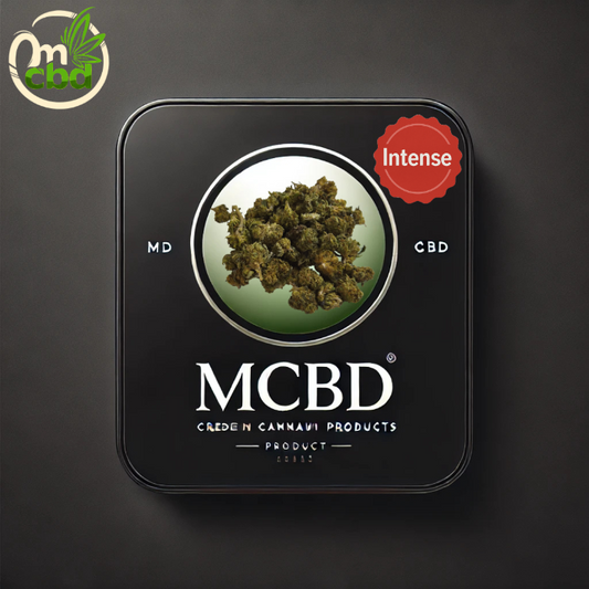 La Royal OG CBD Small Bud est une légende du cannabis CBD. Descendante directe des grandes lignes OG, elle impose son caractère dès la première inspiration : terreuse, résineuse, profonde. Ce n'est pas une fleur pour les curieux — c'est une fleur pour ceux qui savent.